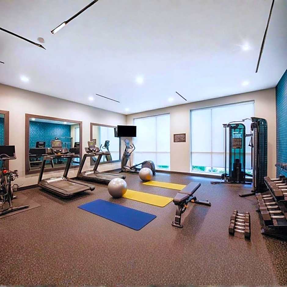 La Quinta Inn & Suites by Wyndham Chattanooga Downtown/South