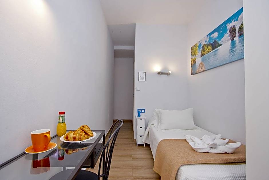 Barcelona City Hotel