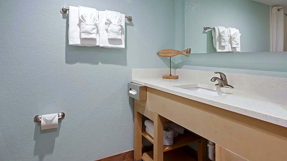 Boardwalk Inn and Suites