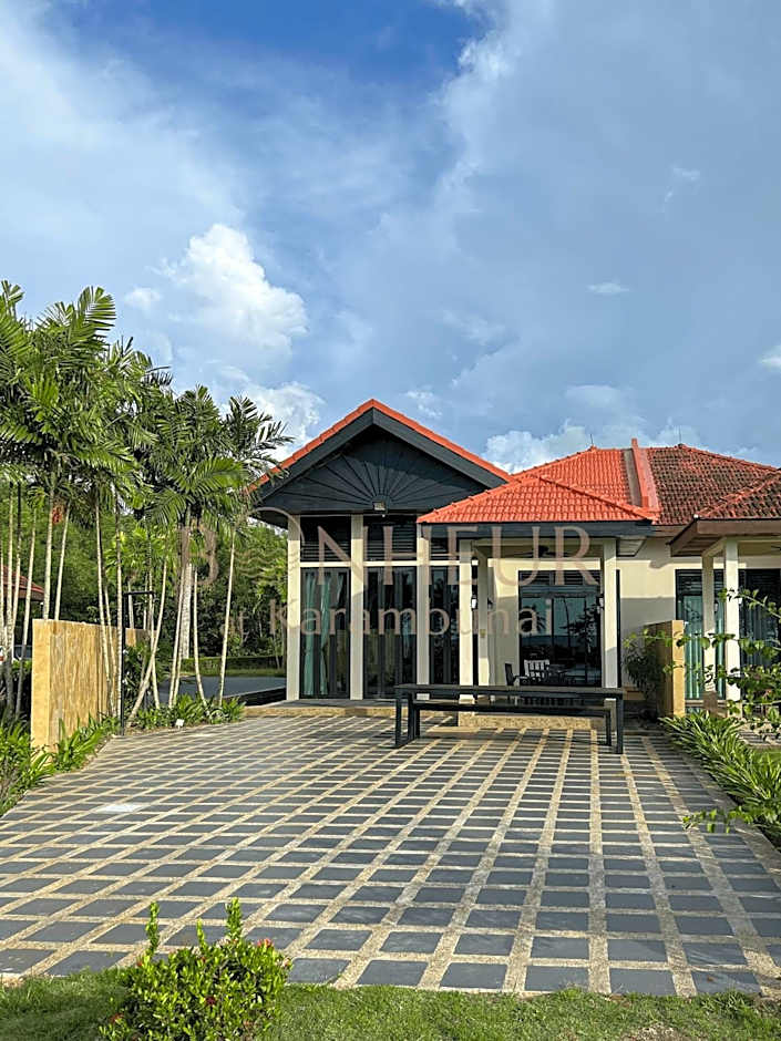 Bonheur at Karambunai