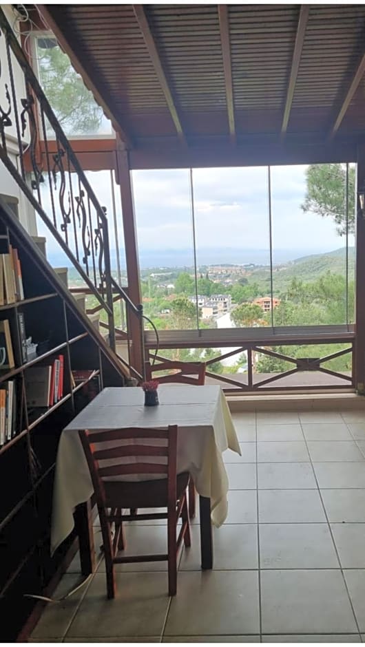 Sarı Konak Butik Otel