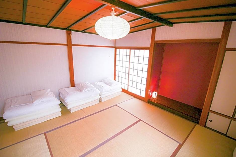Photo 1 of 3 of Triple Room