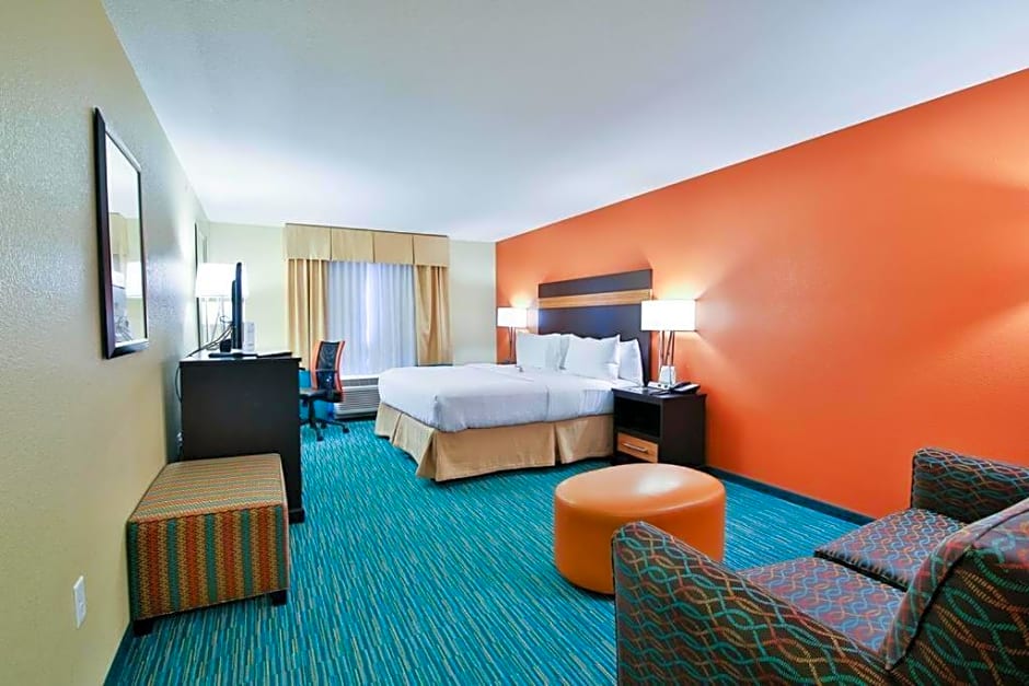 Holiday Inn Bismarck By IHG
