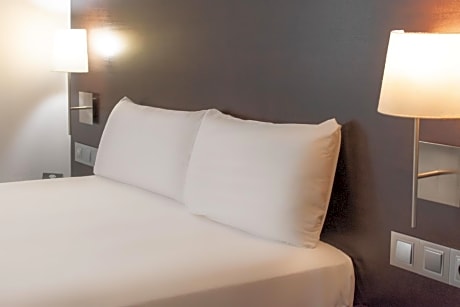 Economy Double or Twin Room