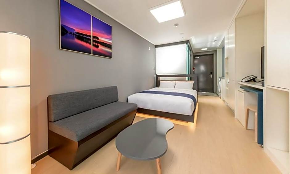 Risen Ocean Park Hotel