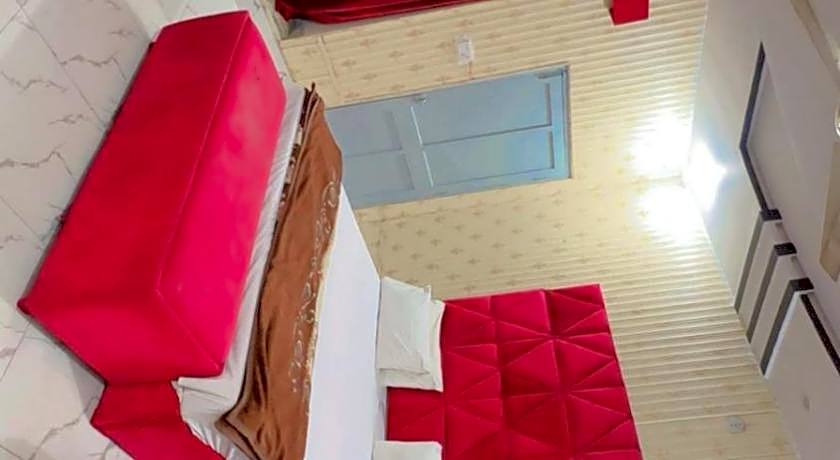 Hotel Sareena Residence