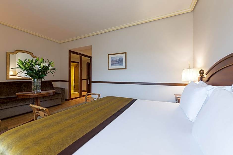 Hotel Exe Reina Isabel