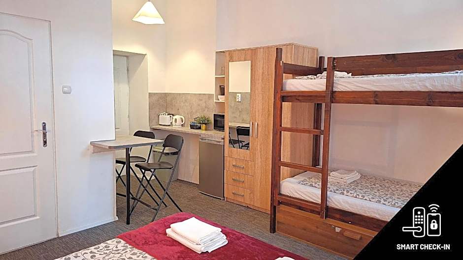 GoodMo Budapest Smart Rooms