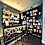 Flom Boutique Hotel