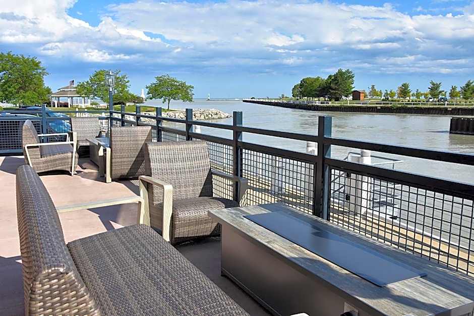 The Harborview on Lake Michigan, Ascend Hotel Collection