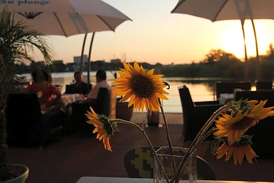 Hotel On Plonge Junior