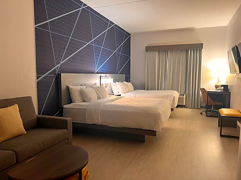 Comfort Suites Airport Louisville