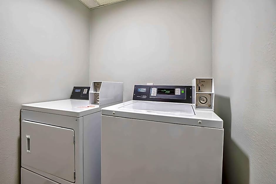 Motel 6 Tulsa, Ok - Central