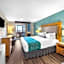 Howard Johnson by Wyndham Santa Cruz Beach Boardwalk