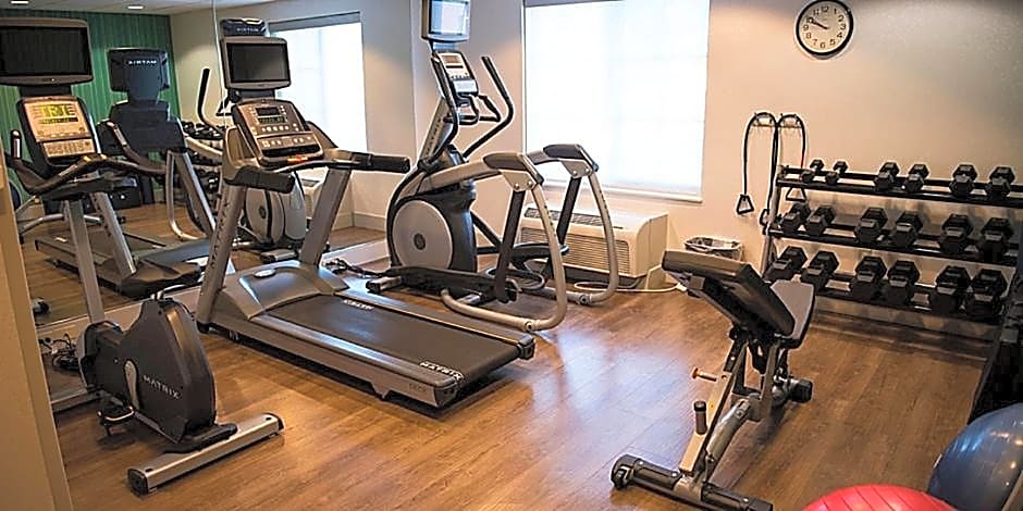 Holiday Inn Express & Suites Franklin - Berry Farms By IHG