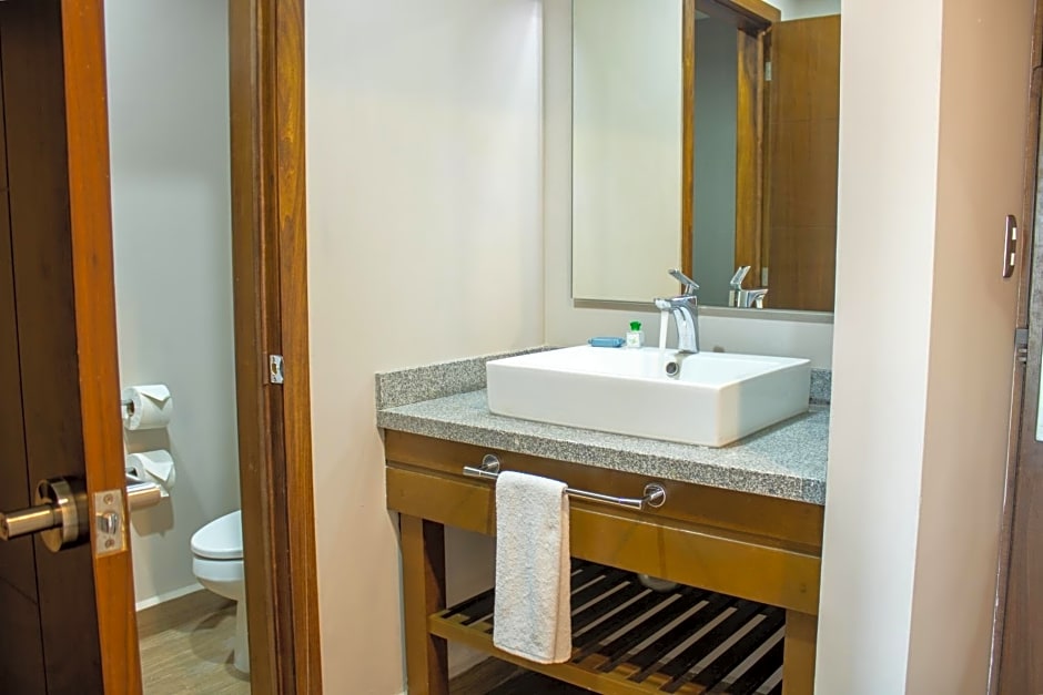 Varali Grand Hotel
