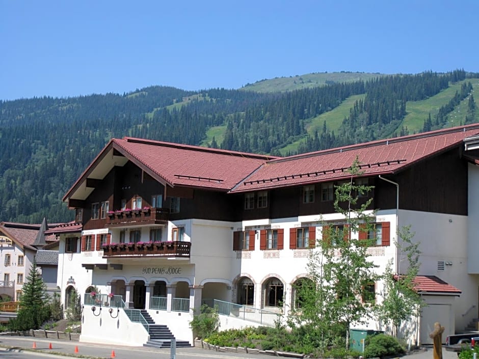 Sun Peaks Lodge