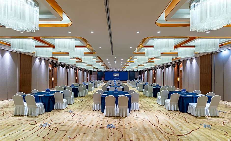 Holiday Inn Express Yinchuan Downtown By IHG