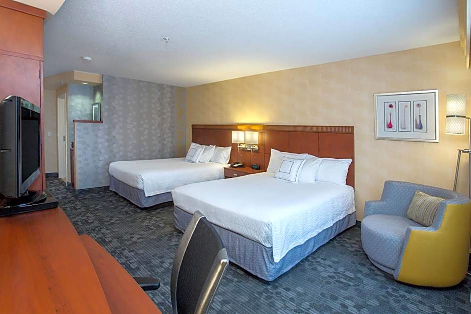 Courtyard by Marriott Boston Raynham