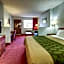 Econo Lodge Inn & Suites Forest