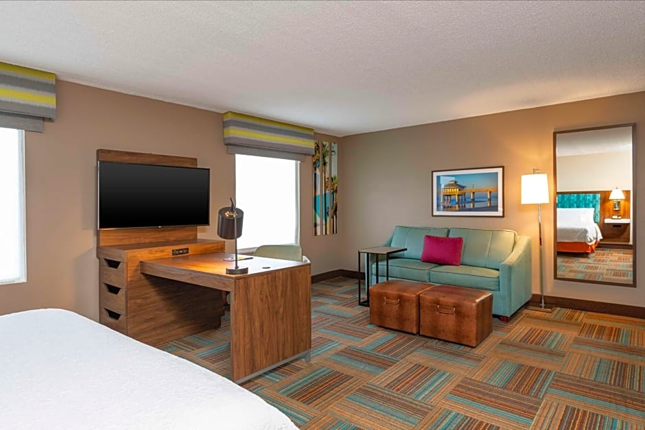 Hampton Inn By Hilton & Suites Fort Myers