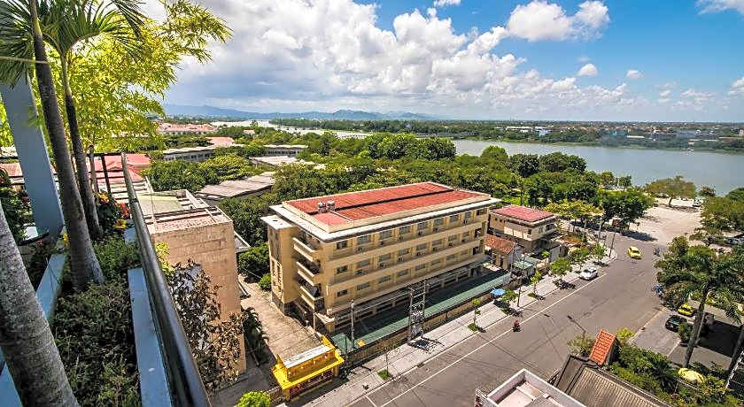 The Sunriver Boutique Hotel Hue