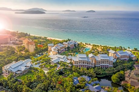 Hilton Sanya Yalong Bay Resort & Spa