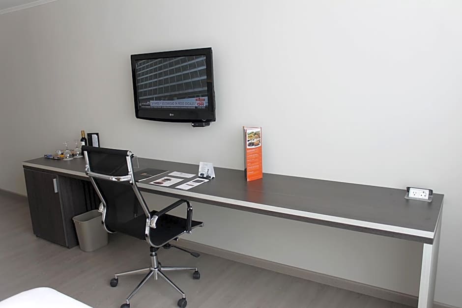 Sol de Oro Hotel & Suites