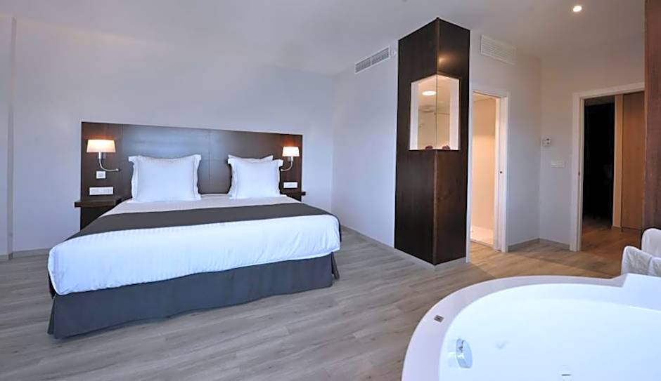 Hotel Salobreña Suites