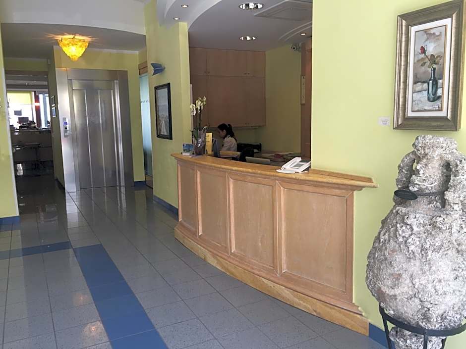 Hotel Marina