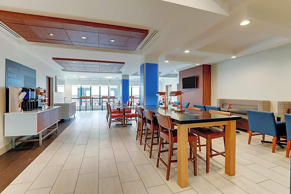 Holiday Inn Express Hotel & Suites Bryan-Montpelier By IHG