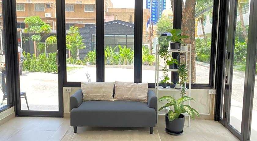 The Shade Residence