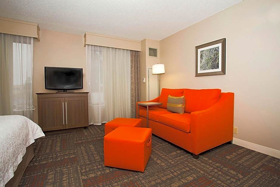 Hampton Inn By Hilton & Suites Valdosta/Conference Center