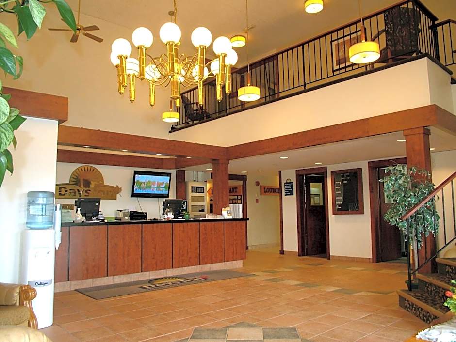 Days Inn & Conference Center by Wyndham Bridgewater