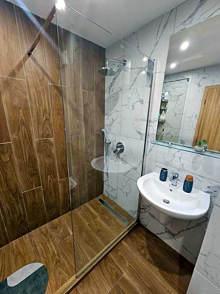 Bright & Cozy Studio E27 in Borovets Gardens
