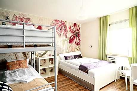Economy Quadruple Room with Shared Bathroom