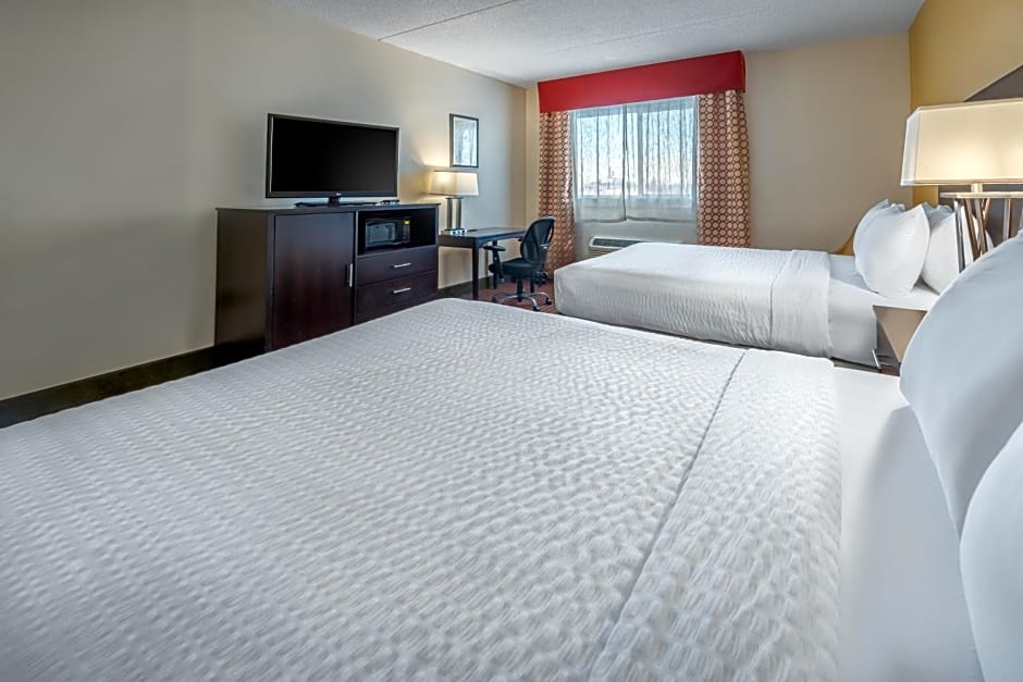 Grand Williston Hotel And Conference Center