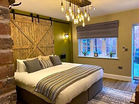 Double or Twin Room with Private Bathroom