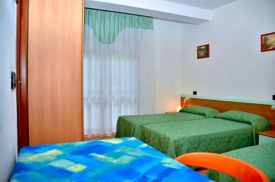 Hotel Etna
