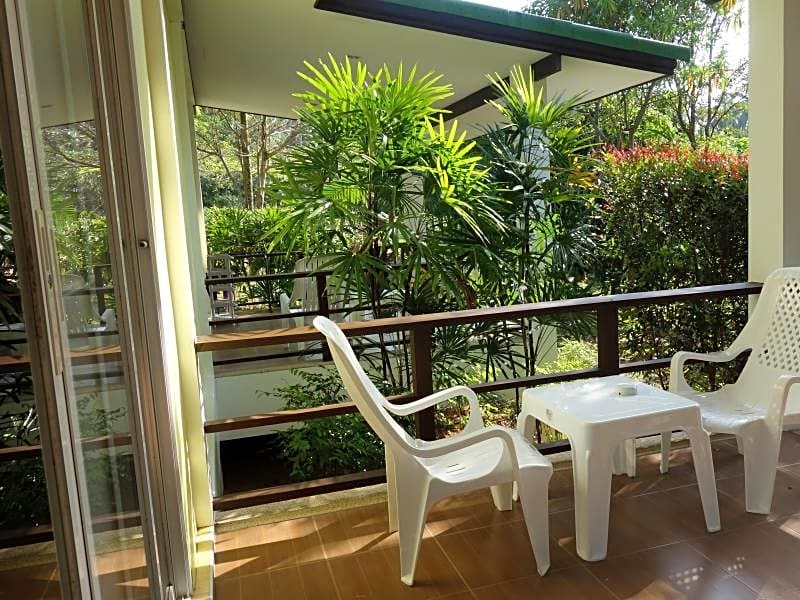 Khaolak Hillside Villa