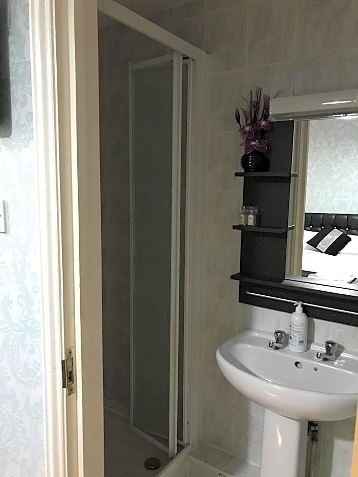 Pacific Inn London Heathrow