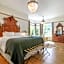 Cedar Gables Inn