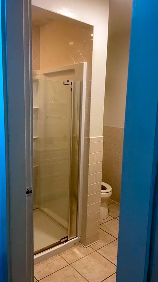 The General Stanton Inn