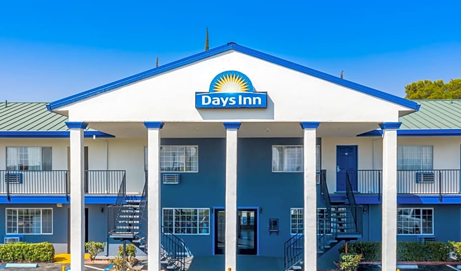 Days Inn by Wyndham Red Bluff