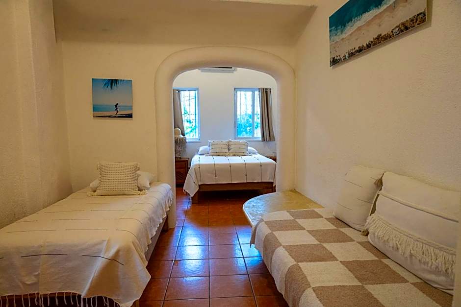 Sayulita Central Hotel