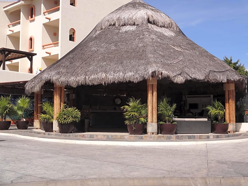 Park Royal Homestay Los Cabos