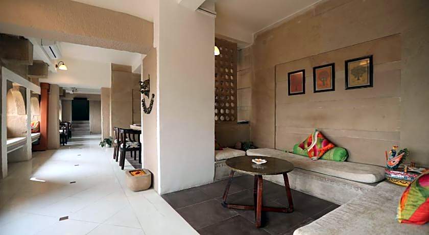 Guleria Kothi at Ganges