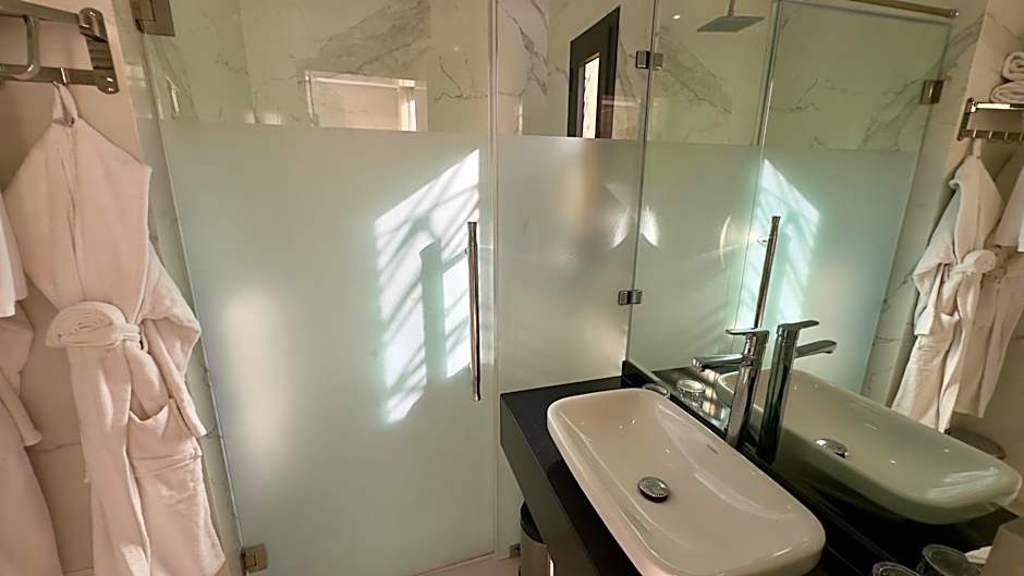 Sillage Palace Sky & Spa