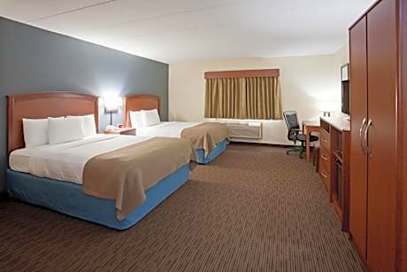 Queen Room with Two Queen Beds - Mobility Access/Non-Smoking