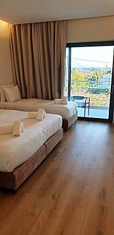 Superior Triple Room with Sea View